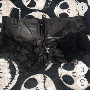 PU/PVC ruffled shorts